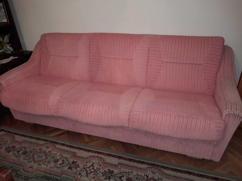 canapea extensibila roz