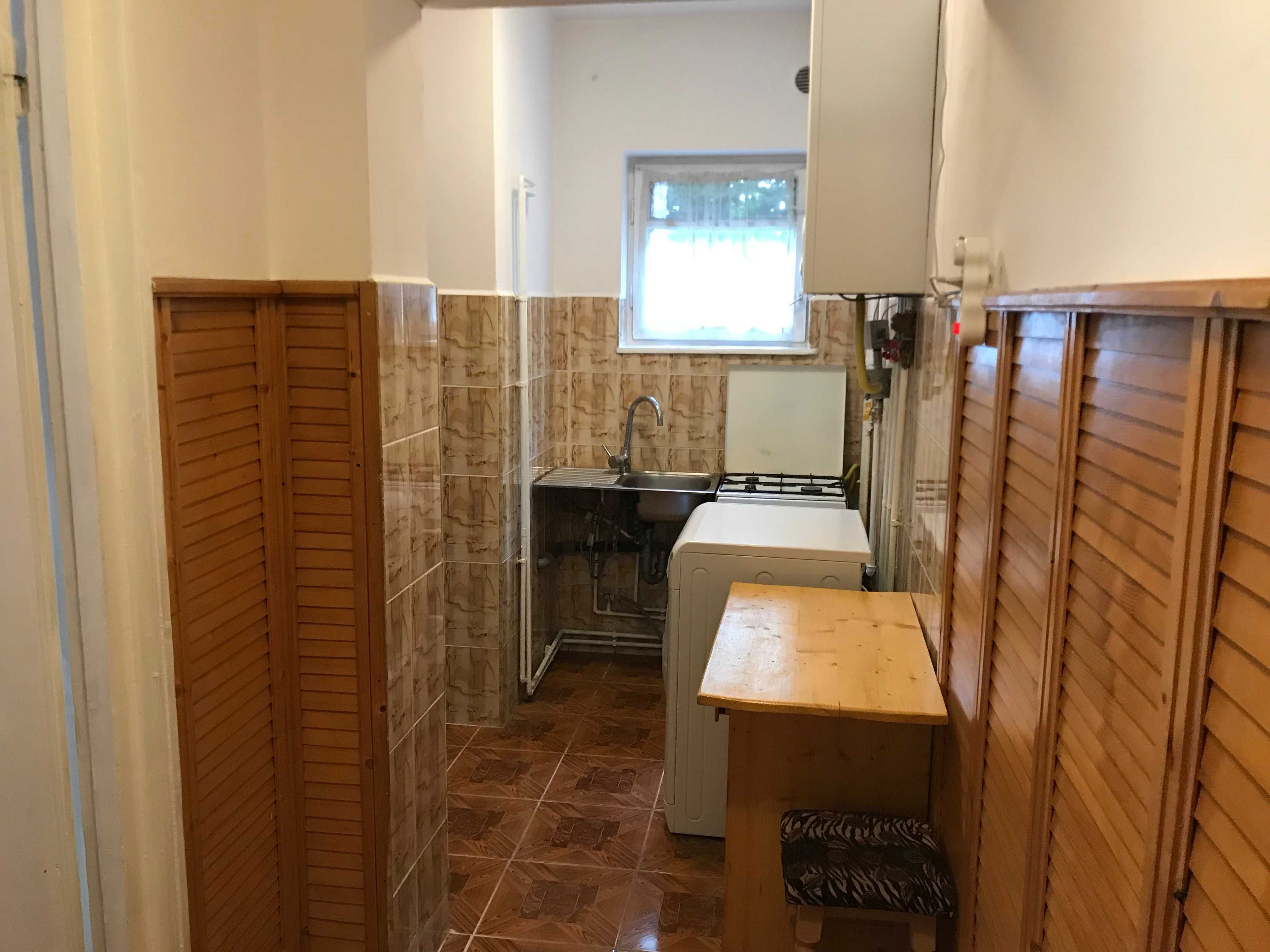 Proprietar vând apartament 2 camere, decomandat, et.1, Gheorgheni