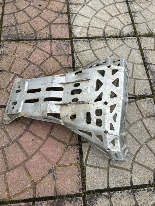 Protectie Rezonator Husqvarna 300