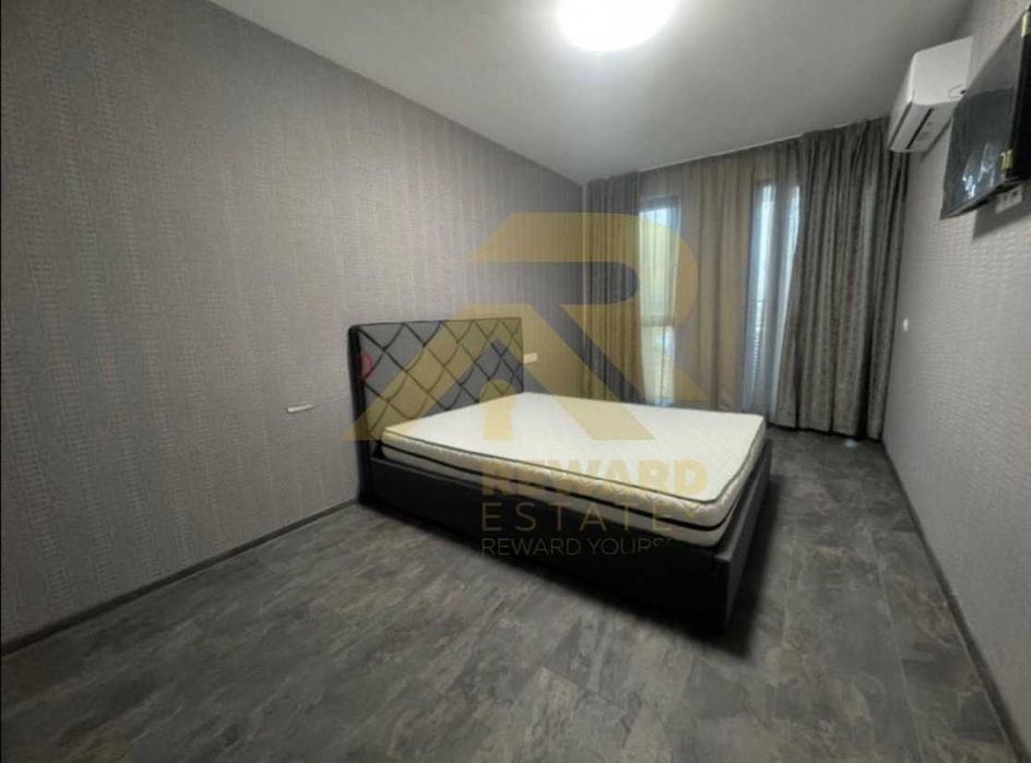 Продава се Двустаен апартамент в София, Младост 1 - 67 кв.м за 2835 €/кв.м - Снимка #2