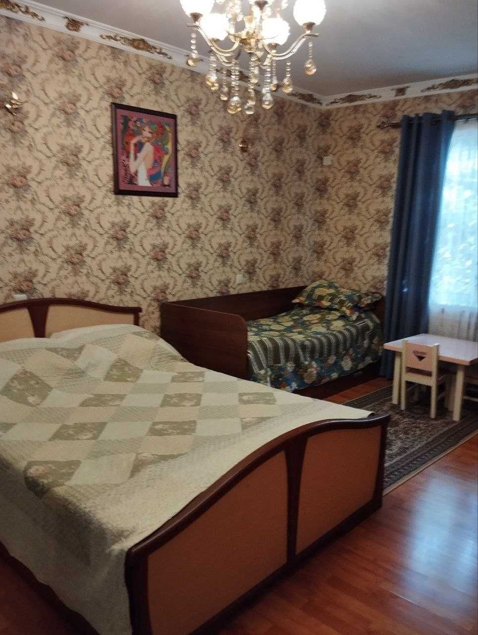 3 ком. квартира 2 этаж метро Шахристон