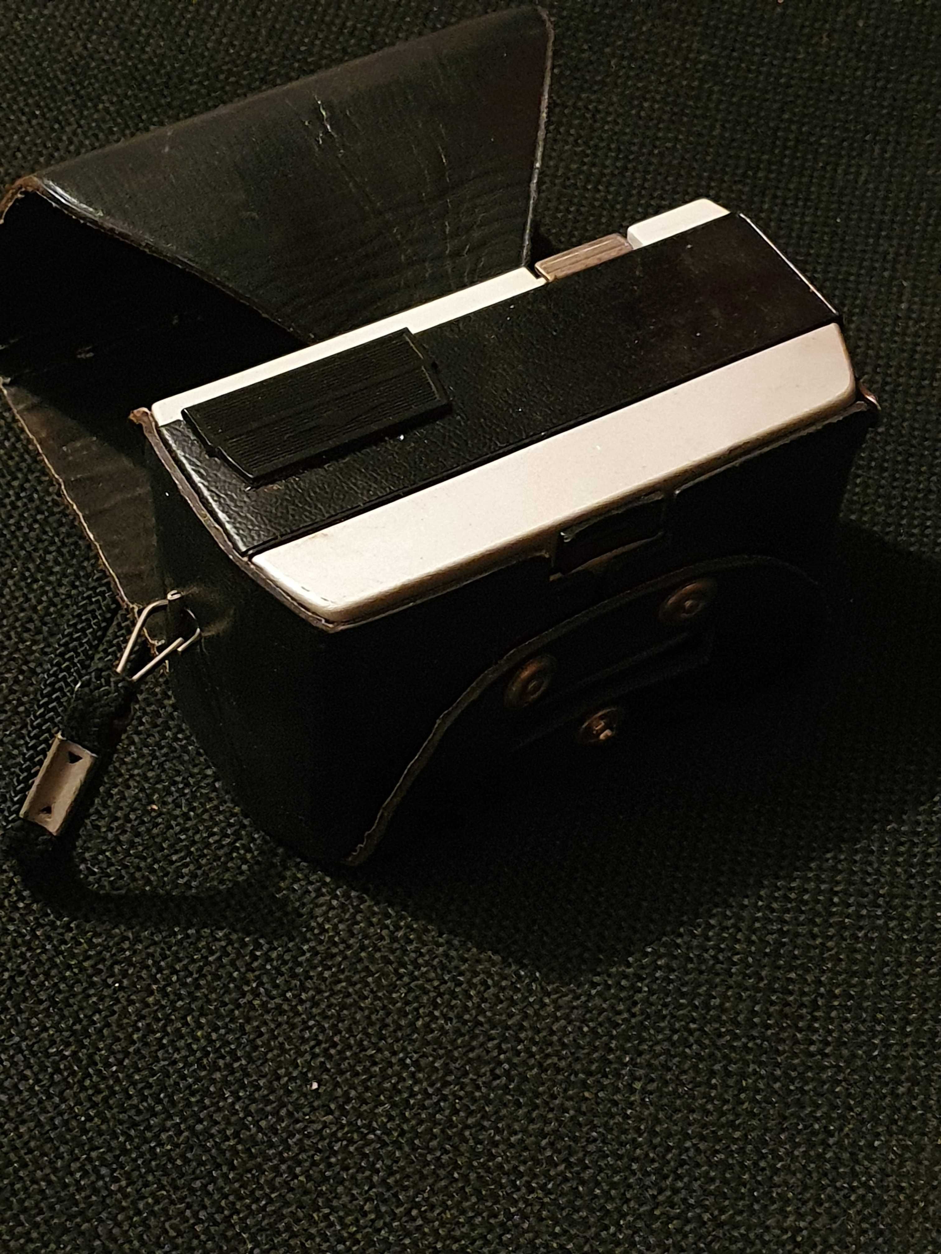 Стар фотоапарат Kodak Instamatic 100 от 1963г.