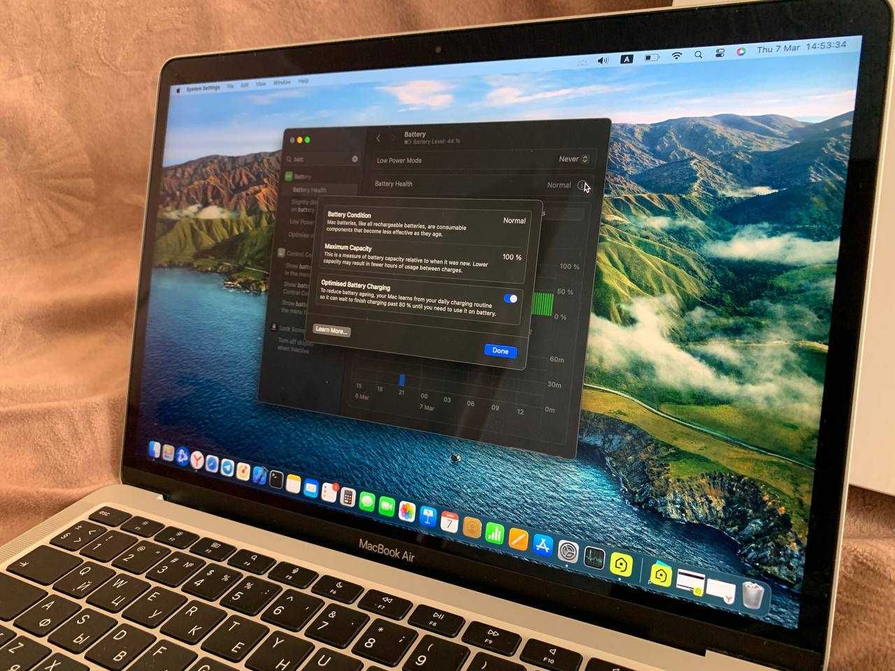 MacBook Air 2020 M1 серебристый