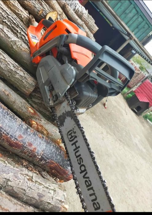 Vând huzvarna 560 XP auto tun  profesional de lucrat la pădure