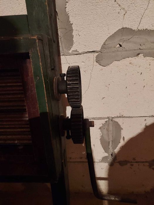 presa si zdrobitor struguri