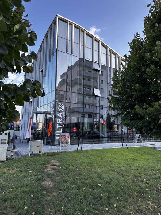 Închiriez Spațiu Comercial lângă Shopping City