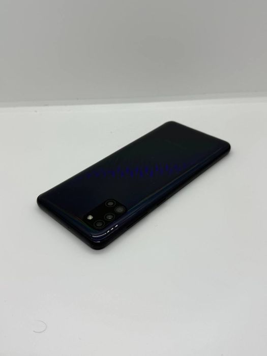 Samaung A31 sotiladi dastavka bor