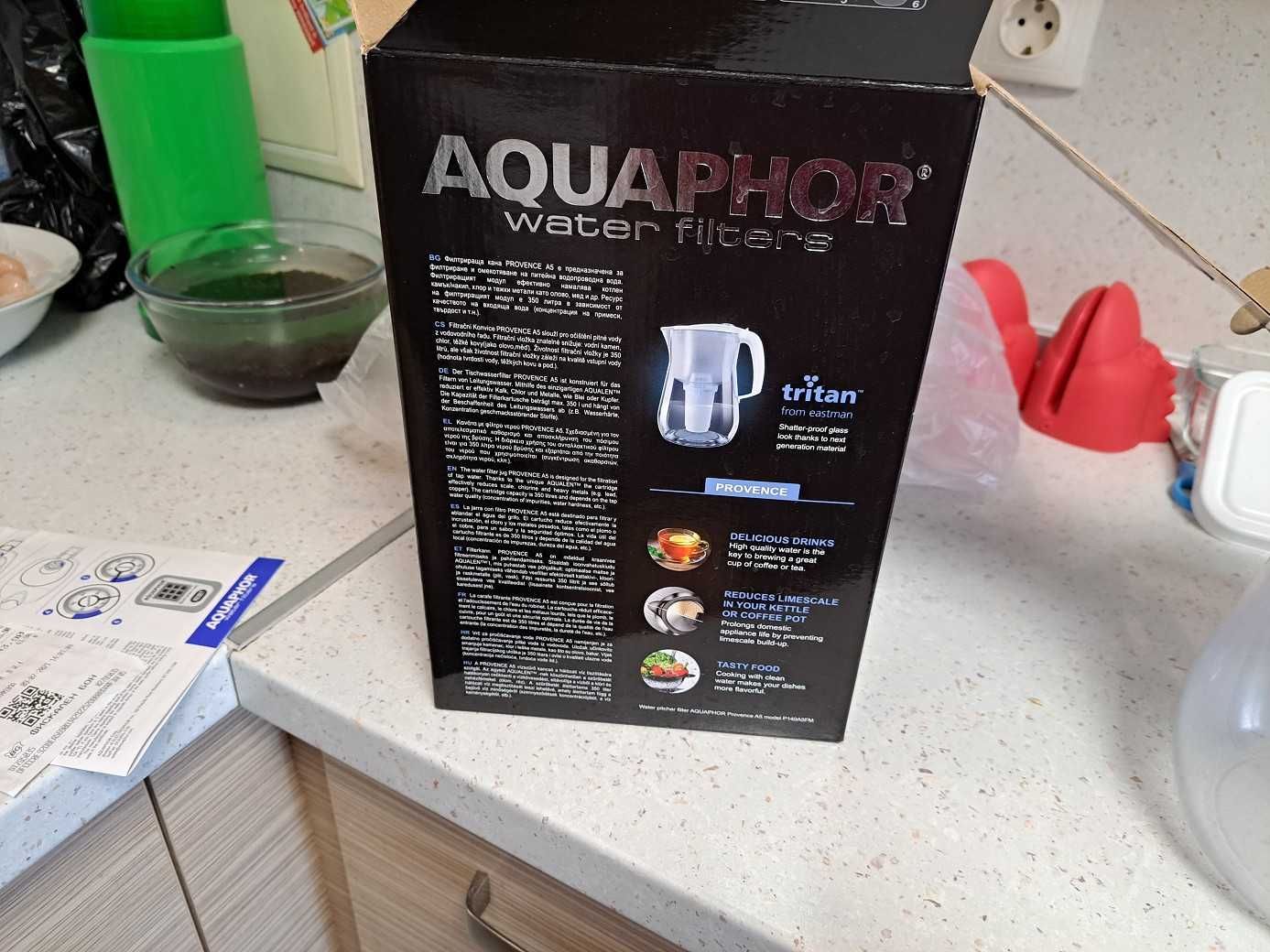 продавам кана филтрираща за 4 литра вода AQUAPHOR
