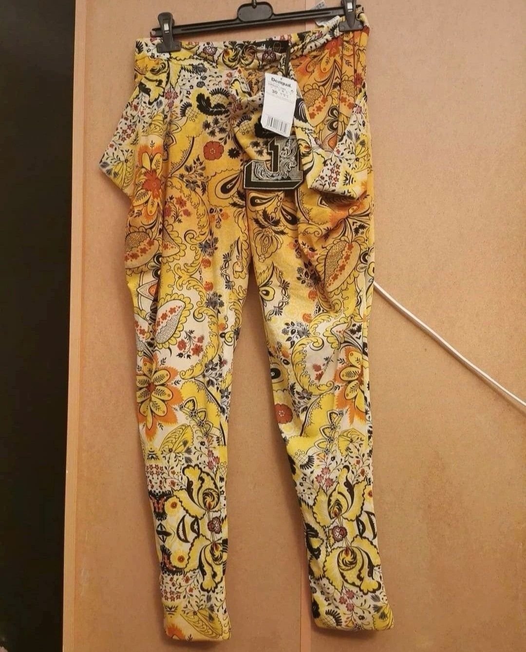 Pantaloni Desigual Christian Lacroix măsura 30