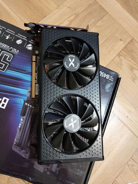 XFX RX 6650XT 8GB Speedster SWFT 210