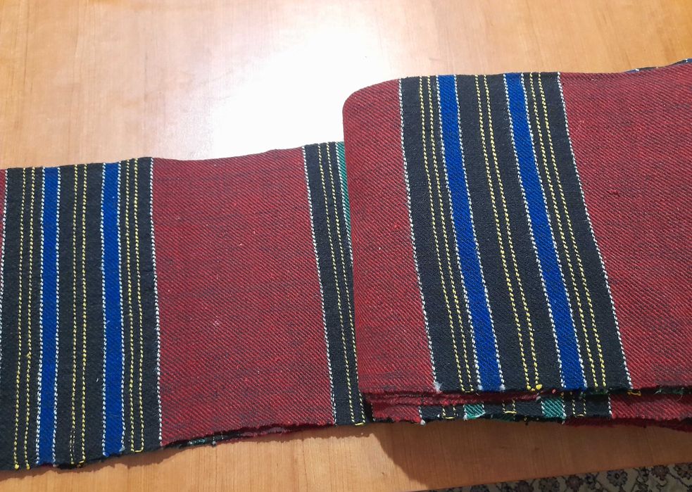 Вълнени ръчно тъкани платове