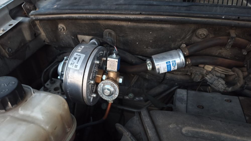 SsangYong Rexton Rx320, 3.2 220hp, бензин-газ