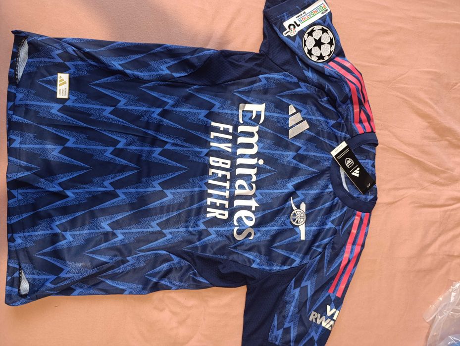 Футболни фланелки