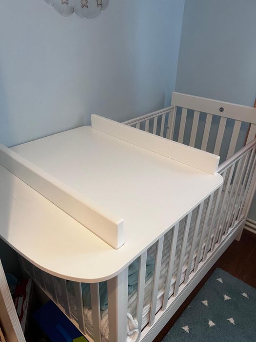 Patut bebe cu masa de schimbat