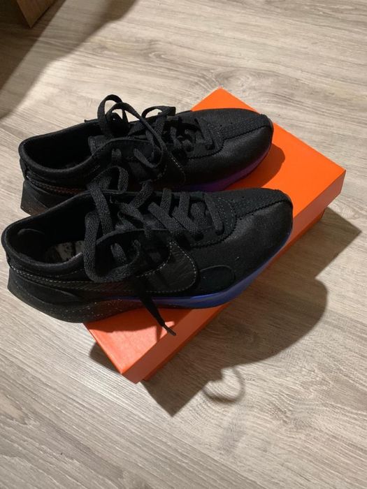 Adidasi Nike Noi Marime 37,5