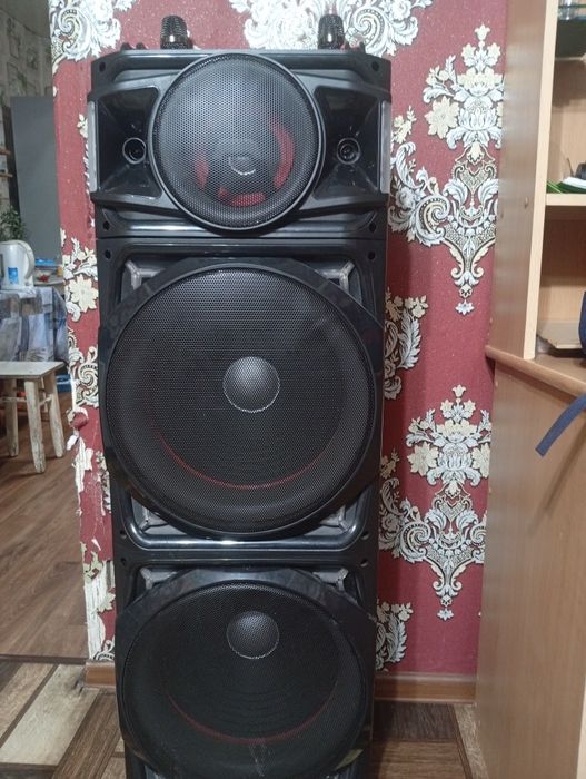 Продам музыкальную колонку