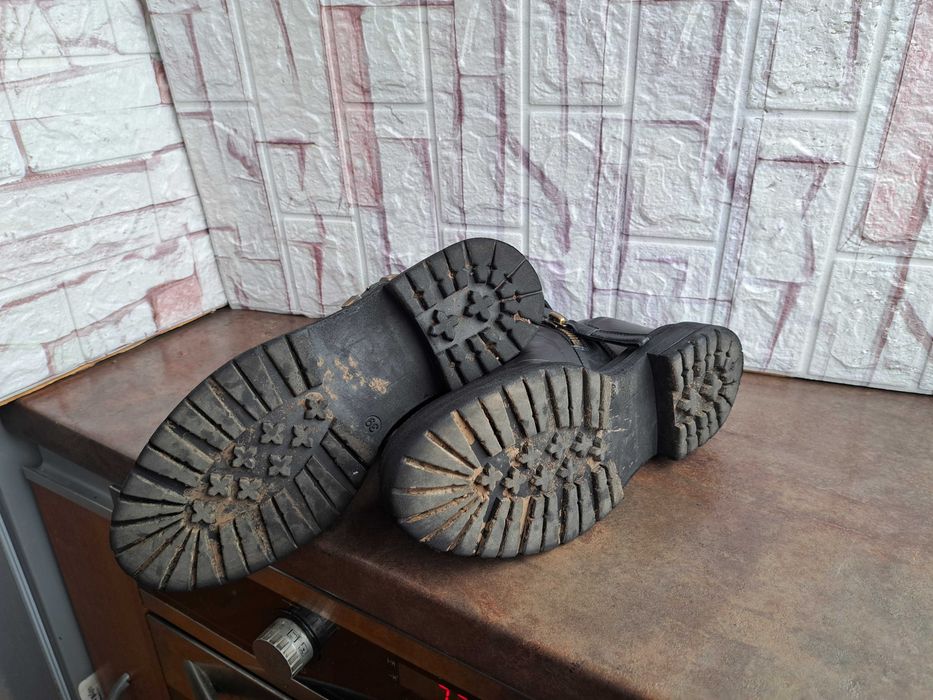 дамски ботуши,зимни обувки,боти на платформа,кубинки,Musette номер39