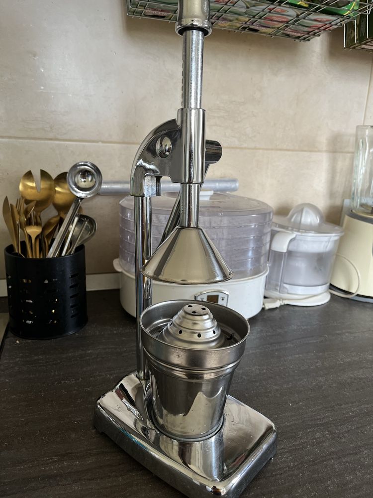 Storcator manual tip presa pentru citrice RETRO