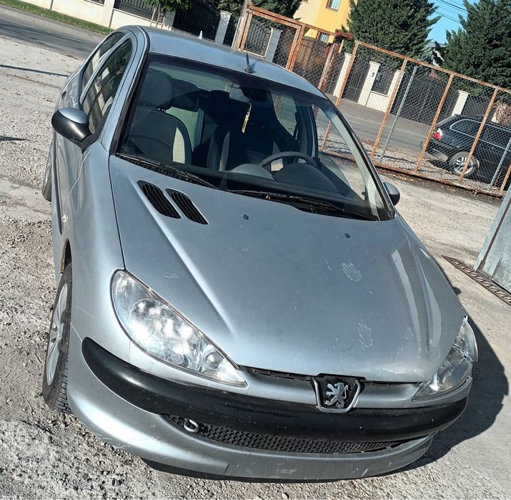 Dezmembrez Peugeot 206 1.4 HDI 2005