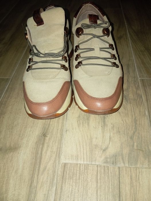 Дамски сникърси  Hispanitas