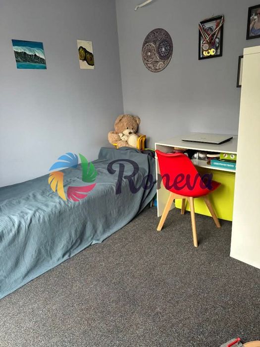 Тристаен луксозен апартамент Пчелина!