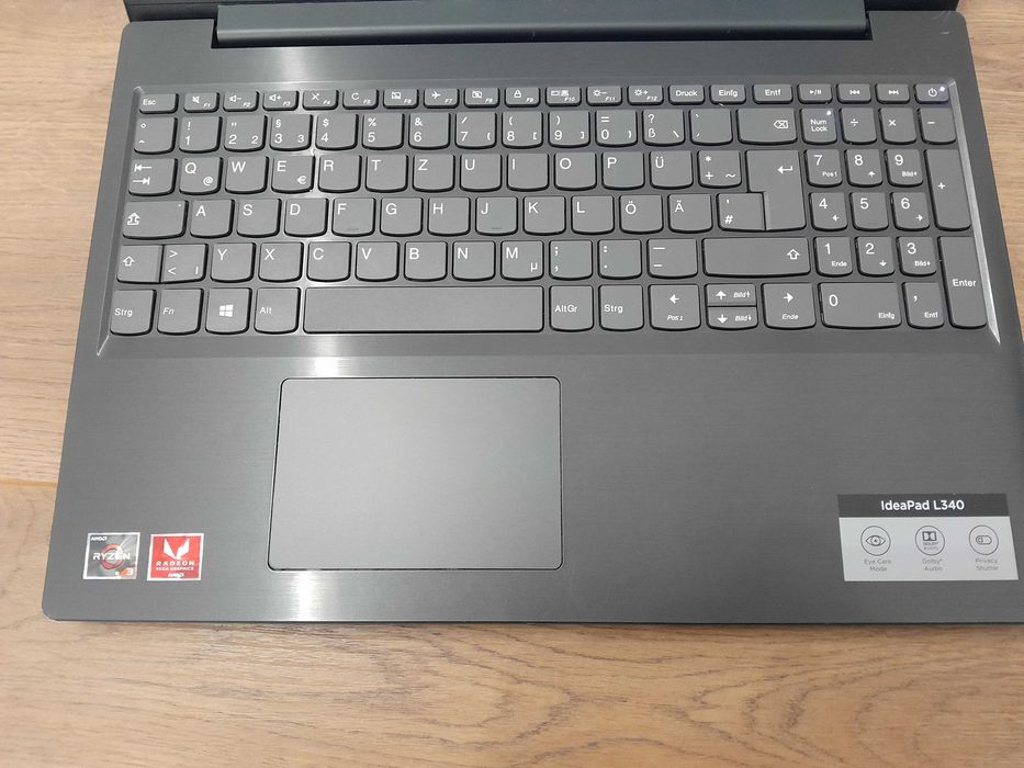 Lenovo IdeaPad L340 , 15,6" Fhd , Ryzen 3 3200U, 8 gb ram , 256 Gb Ssd