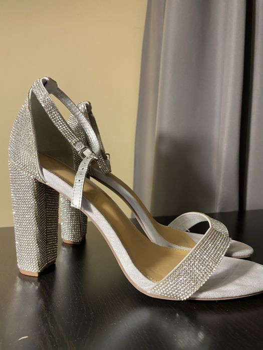 Дамски обувки на ток JF LONDON