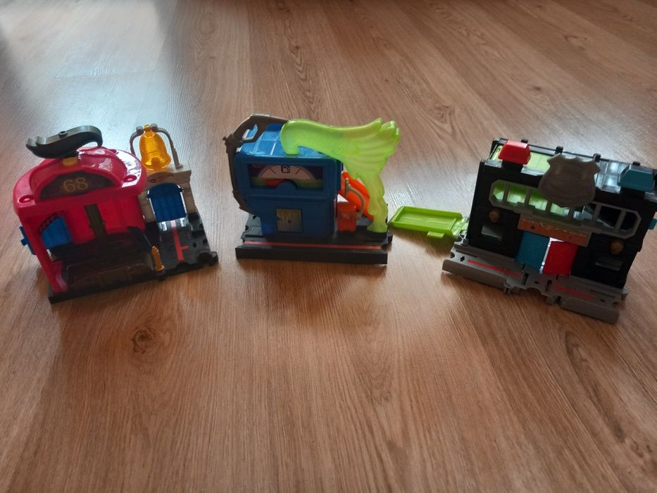 Hot wheels играчки