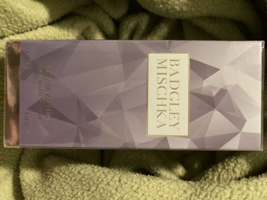 Apa de parfum BADGLEY MISCHA