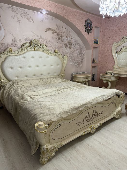 Спальный гарнитур б/у