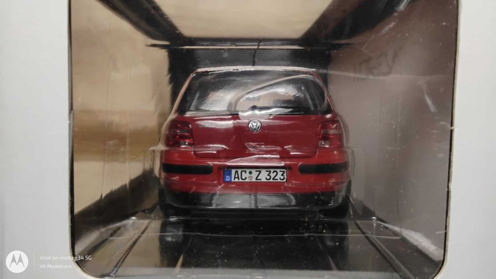VW Golf IV 1:18 Norev