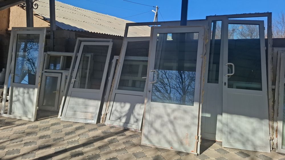 Бу пластиктер сатылады жаксы жагдайда