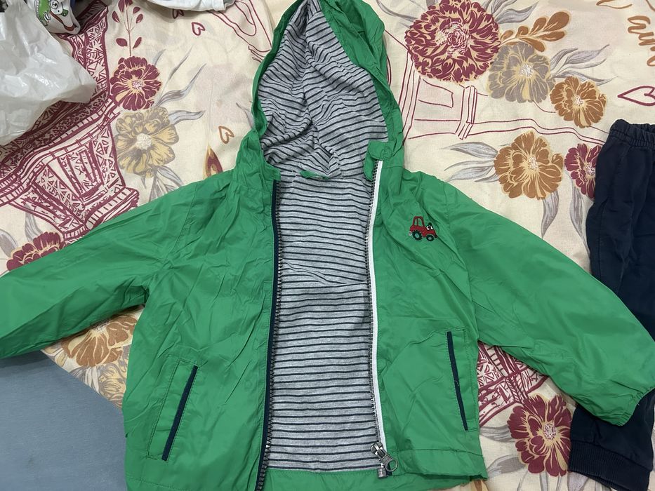 Продавам дрехи 86 размер