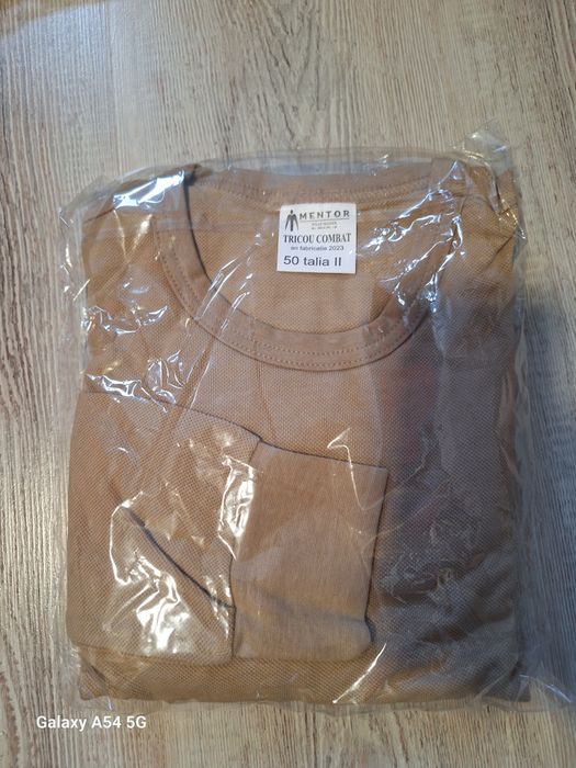 Tricou combat mânecă lunga și scurta