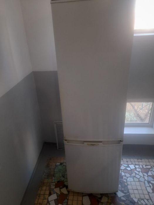 Холодильник Бирюса, б/у