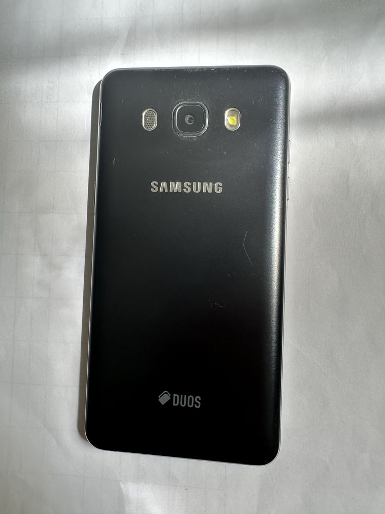 Смартфон galaxy J5