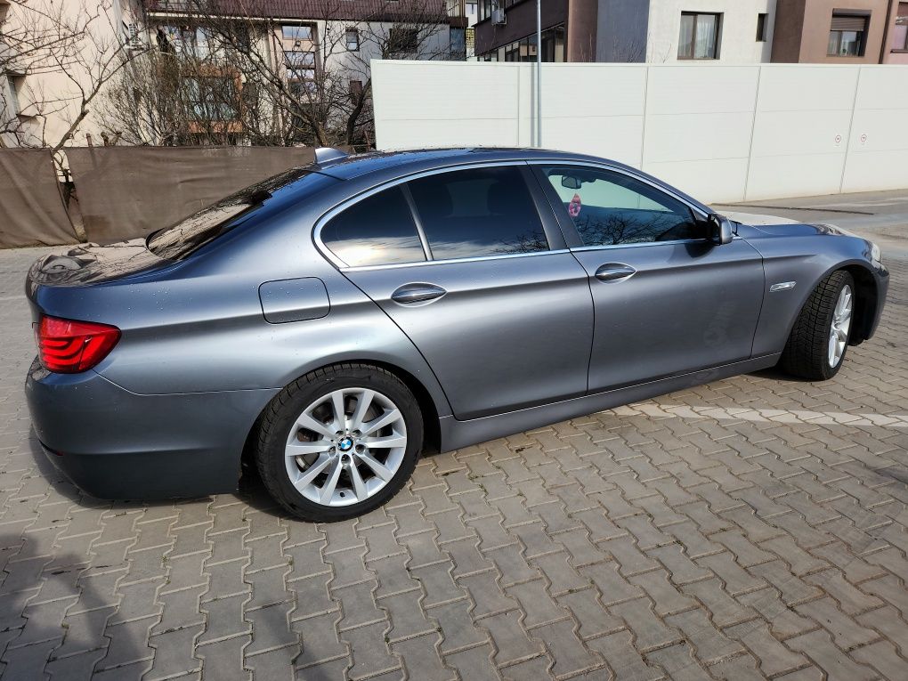 Bmw F10 520D - Schimburi la zi