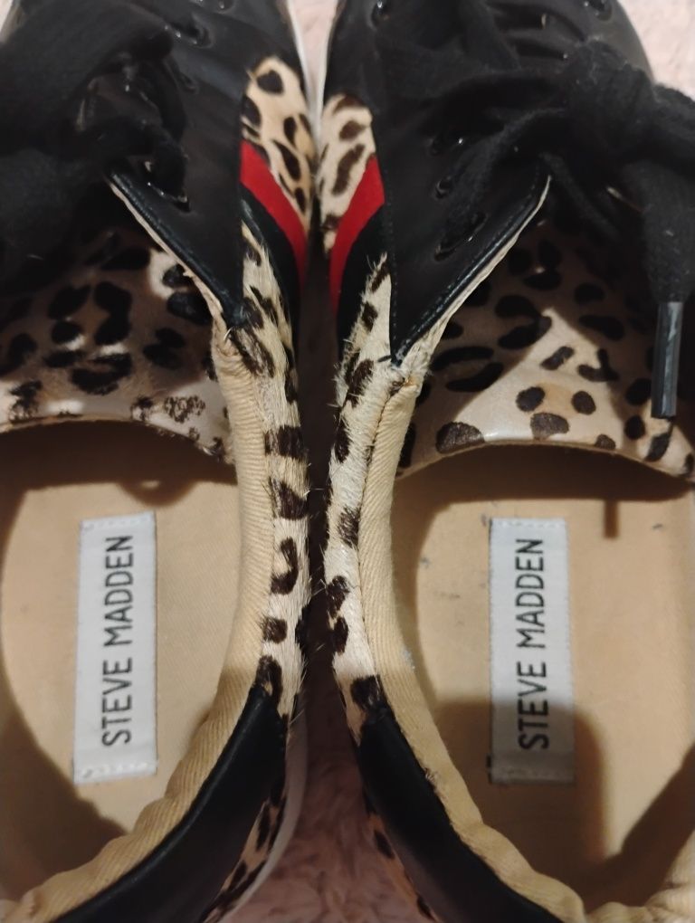 Супер маркови кецове Steve Madden