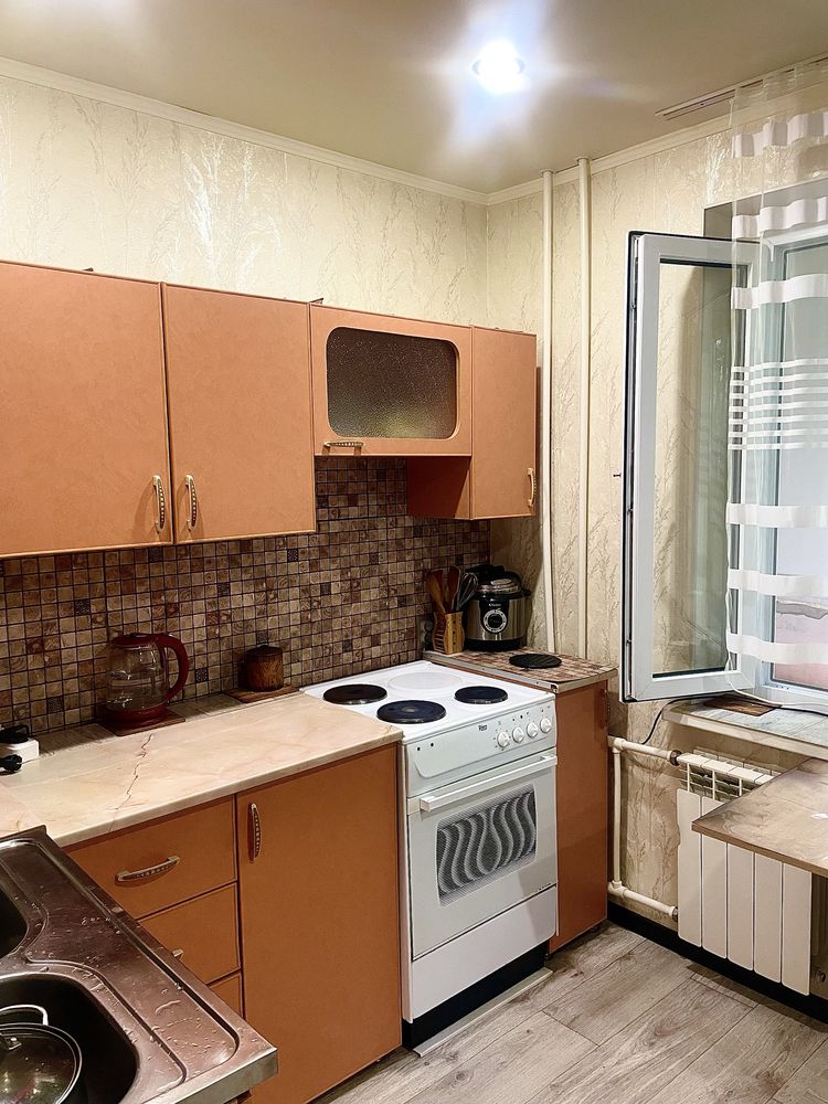Продам 1 комн. на 8 микр.