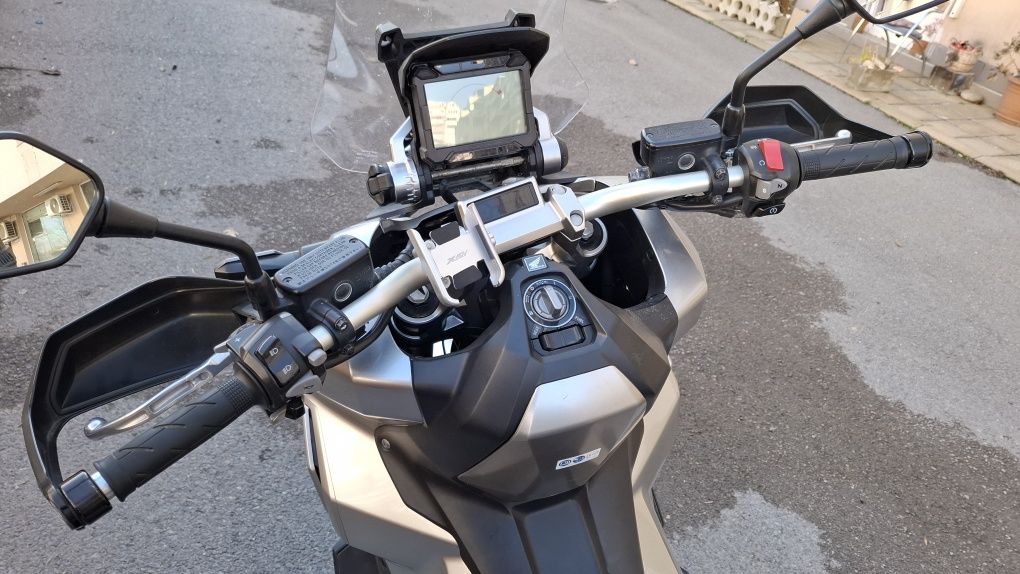 Honda X-adv 750 ORIGINAL