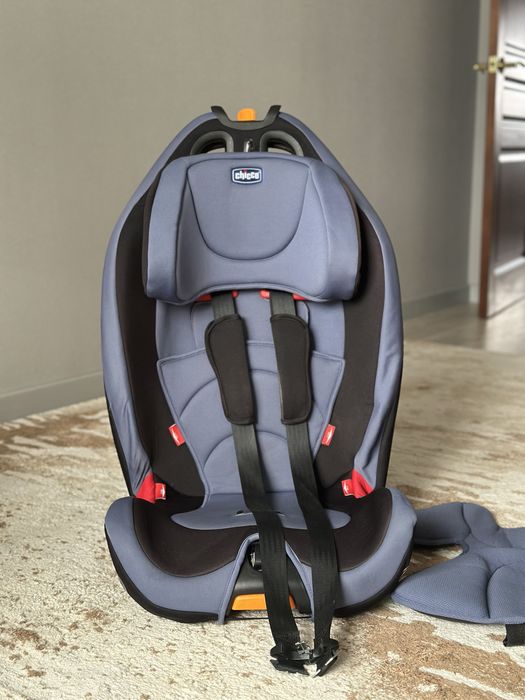 Автокресло Chicco