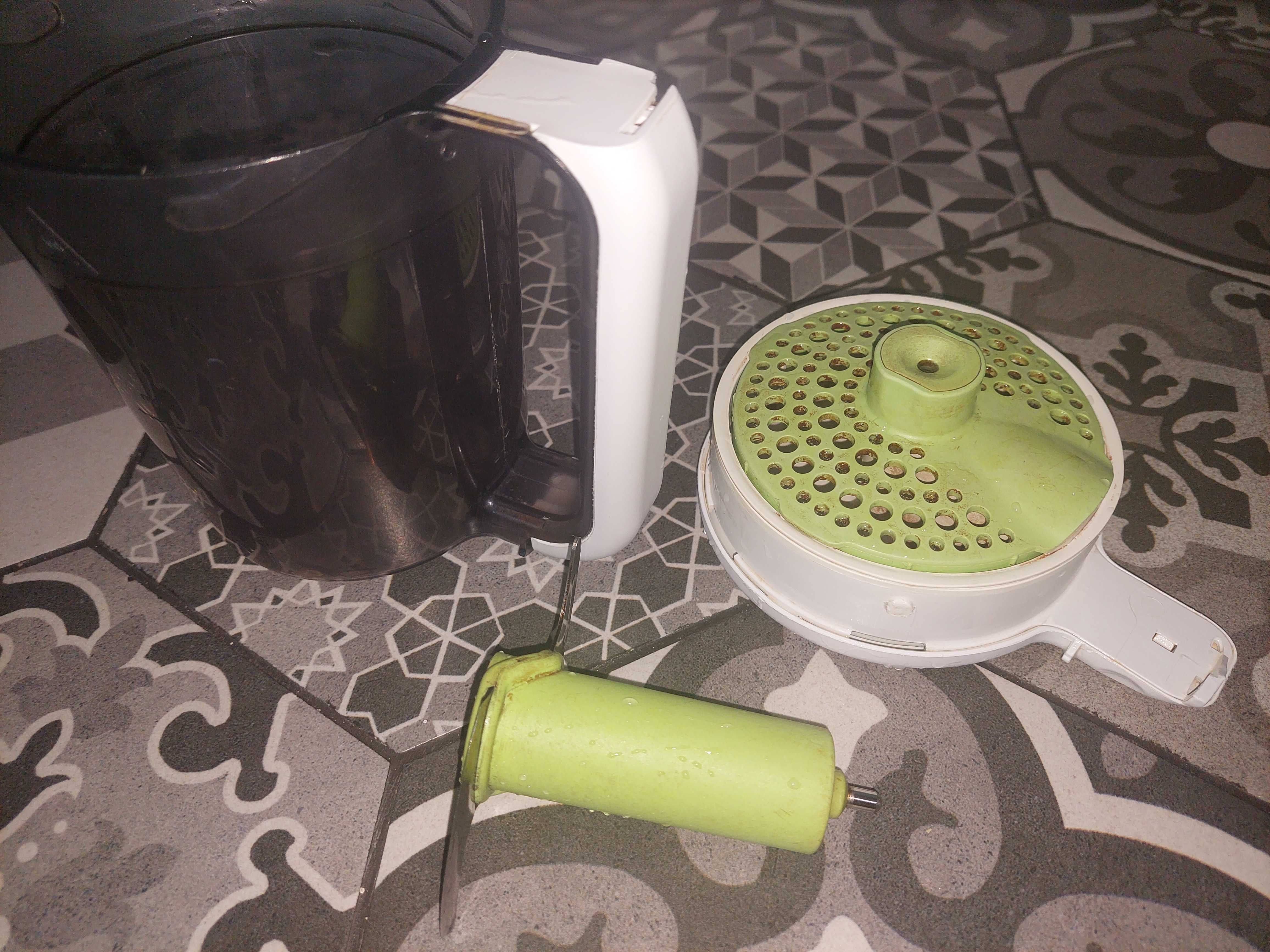 Уред за приготвяне на бебешки пюрета Philips Avent