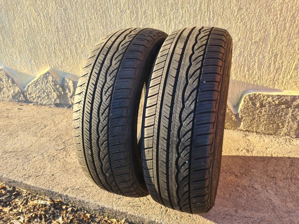 2 бр. всесезонни гуми 185/60/15 Dunlop DOT 0915 4-5 mm