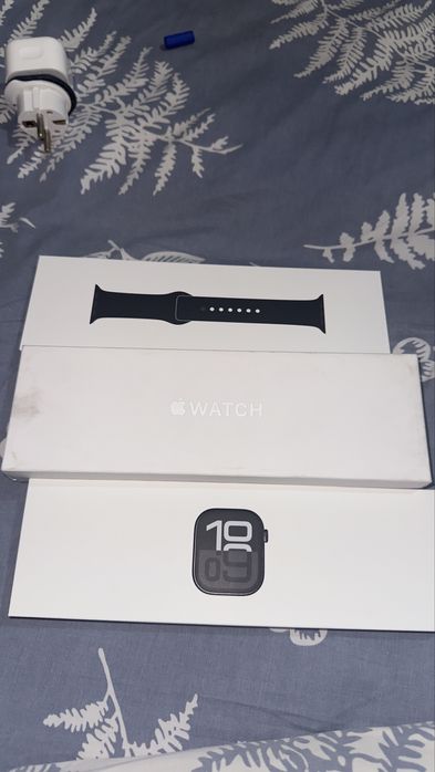 Apple watch 10 100%