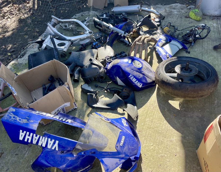 Piese Yamaha R6 2000