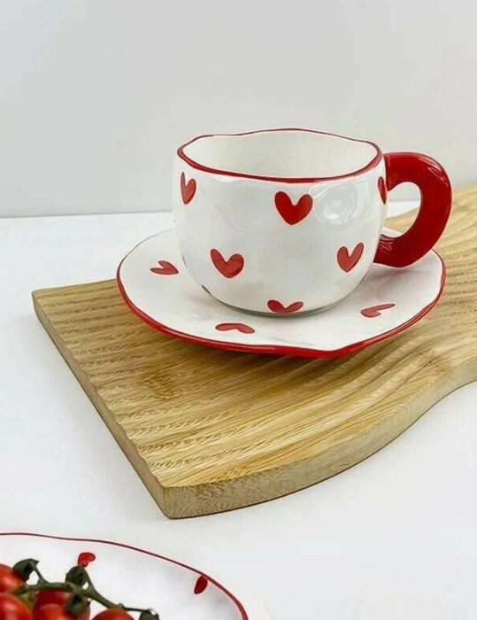 Pinteres bakal tarelkasi bilan