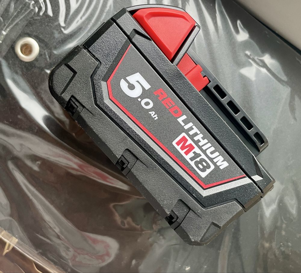 Acumulatori NOI  Milwaukee M18 5.0Ah