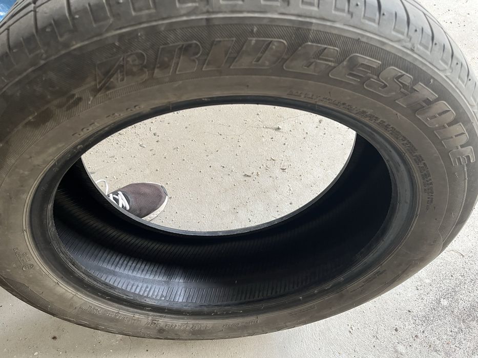 Гуми 18ки Bridgestone летни
