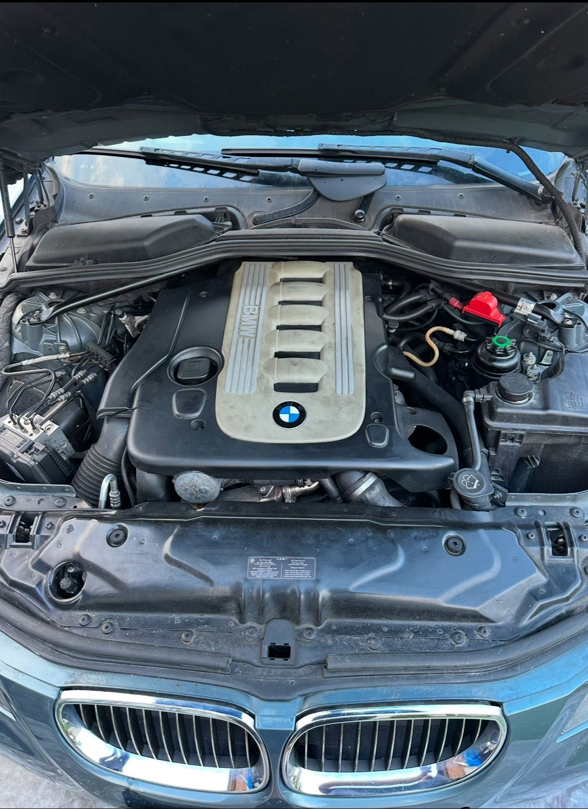 BMW e60 фейс 3.0 дизел