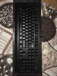Vând tastatura razer
